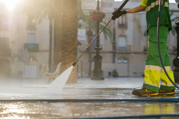 Best Playground Equipment Cleaning  in University City, MO
